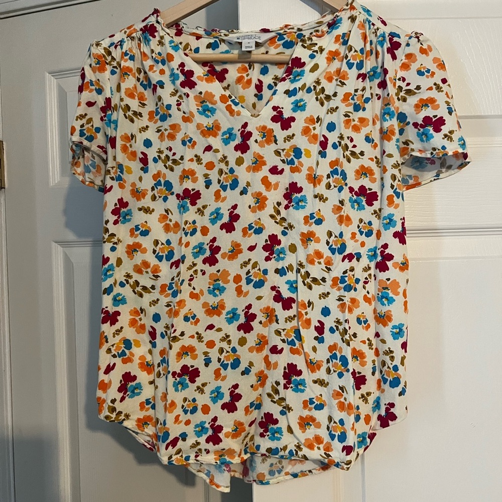 Market & Spruce floral top size medium